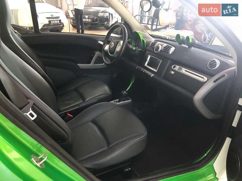 Купе Smart Fortwo 2014 в Киеве фото 3 Купе Smart Fortwo 2014 в Киеве
