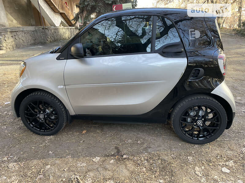 Купе Smart Fortwo 2017 в Одесі фото 10 Купе Smart Fortwo 2017 в Одесі