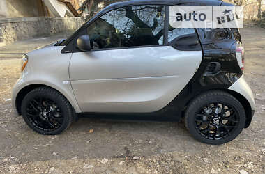 Купе Smart Fortwo 2017 в 