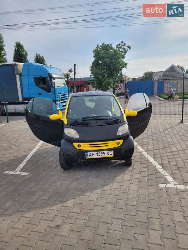 Купе Smart Fortwo 2001 в Павлограде