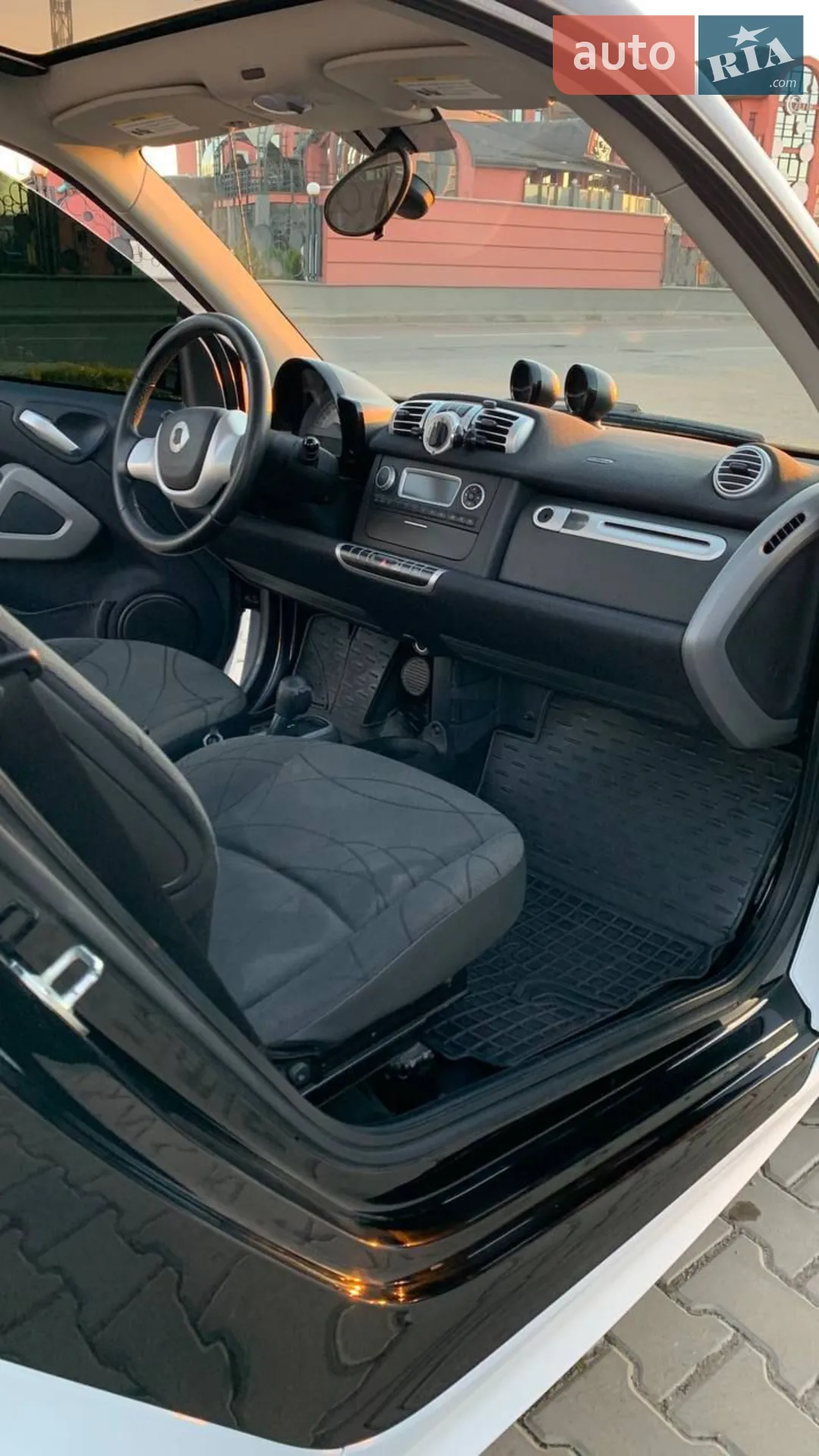 2015 Smart Fortwo - мініатюра 9