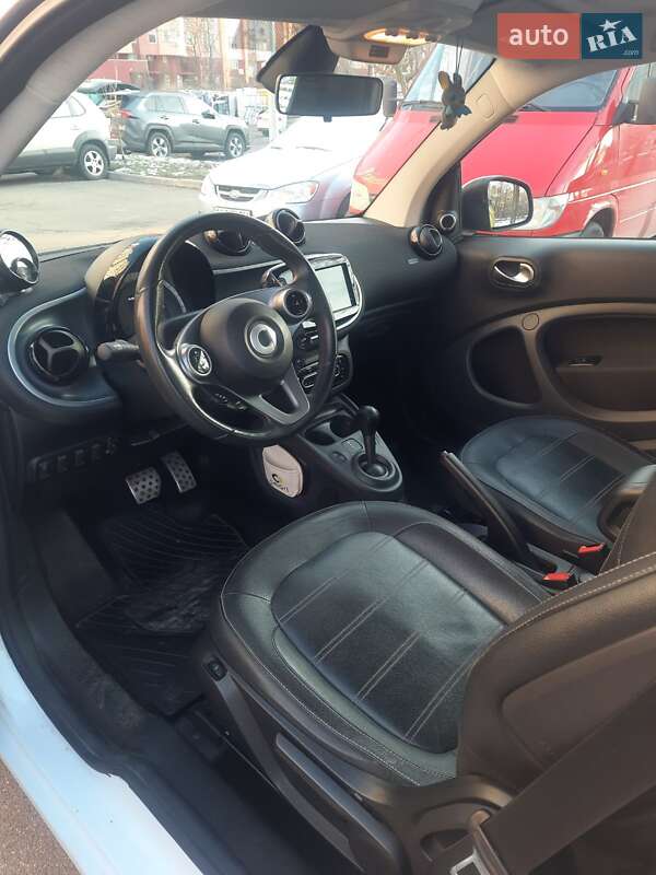 Купе Smart Fortwo 2016 в Києві