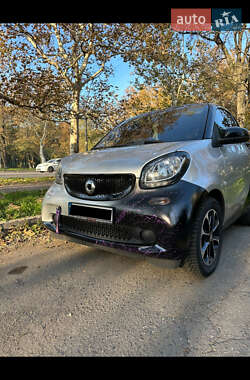 Купе Smart Fortwo 2015 в 