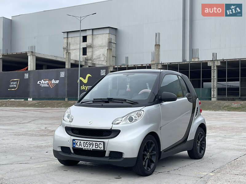 Купе Smart Fortwo 2011 в 