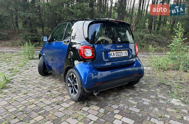 Купе Smart Fortwo 2015 в 