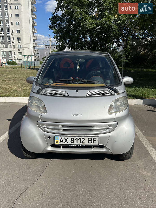 Купе Smart Fortwo 2001 в 