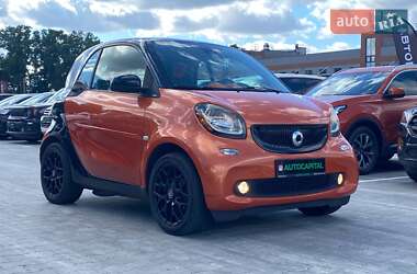 Купе Smart Fortwo 2015 в 