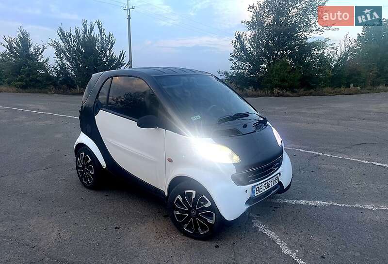 Купе Smart Fortwo 2001 в 