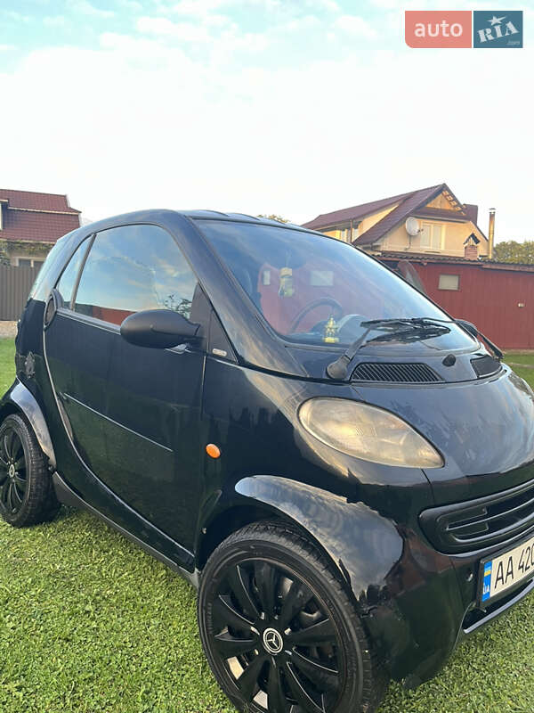 Купе Smart Fortwo 2001 в Косове