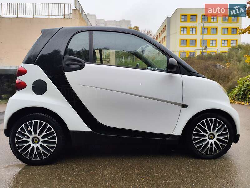 Купе Smart Fortwo 2009 в Киеве фото 6 Купе Smart Fortwo 2009 в Киеве