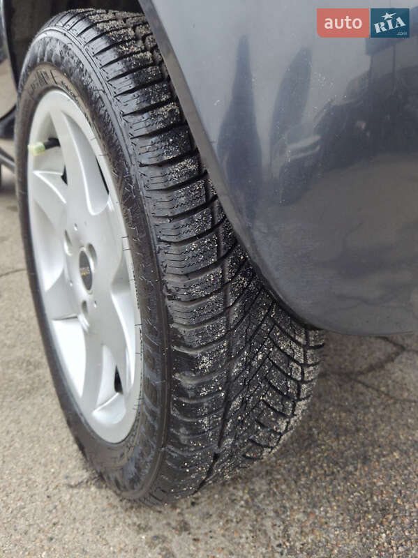 Купе Smart Fortwo 2004 в Киеве фото 3 Купе Smart Fortwo 2004 в Киеве