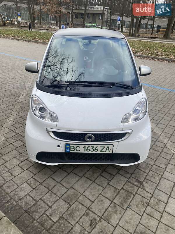Купе Smart Fortwo 2014 в Львове фото Купе Smart Fortwo 2014 в Львове