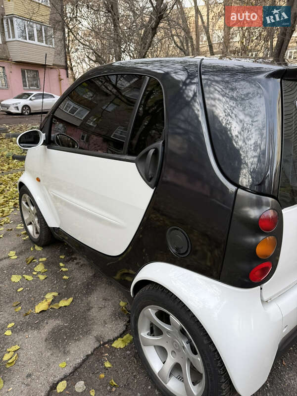 Купе Smart Fortwo 2000 в Днепре