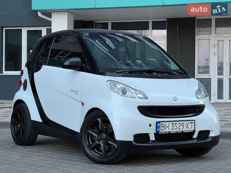 Купе Smart Fortwo 2010 в Черноморске