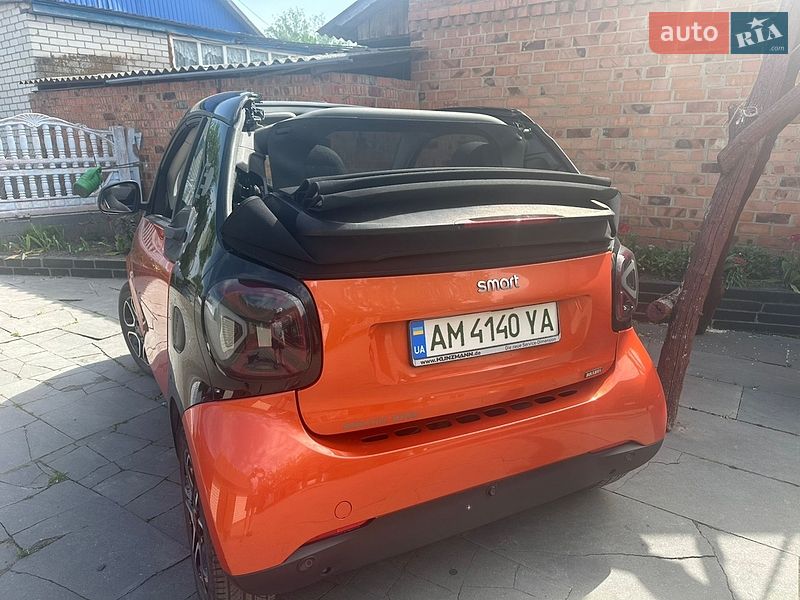 Кабриолет Smart Fortwo 2018 в Житомире