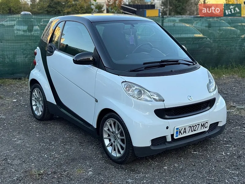 Smart Fortwo 2011