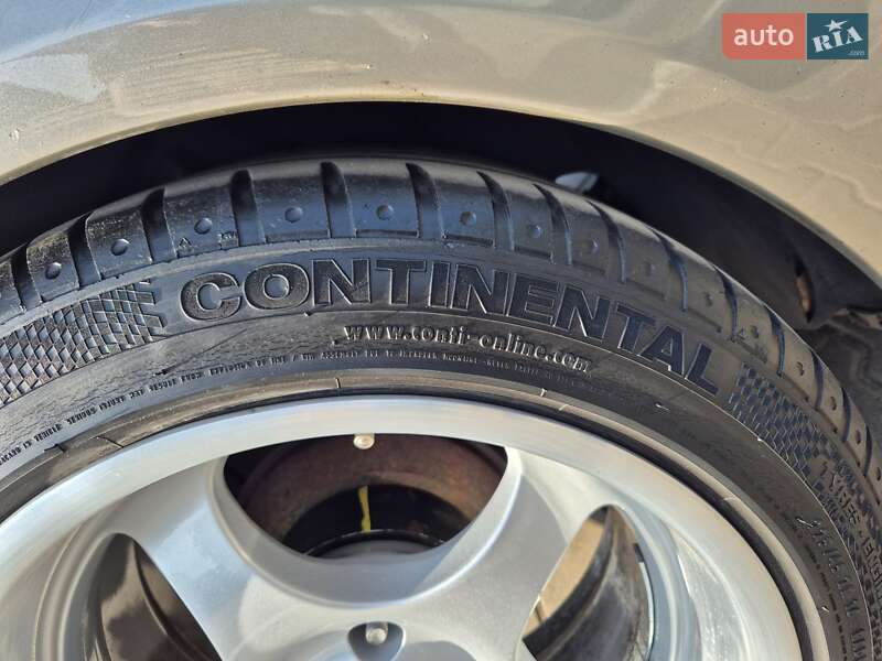 Купе Smart Roadster 2003 в Киеве фото 51 Купе Smart Roadster 2003 в Киеве