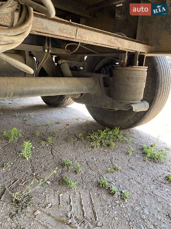 Контейнеровоз напівпричіп Sommer SP 1999 в Кривому Розі