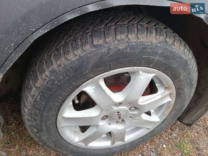 Седан SouEast Lioncel 2007 в Кропивницькому