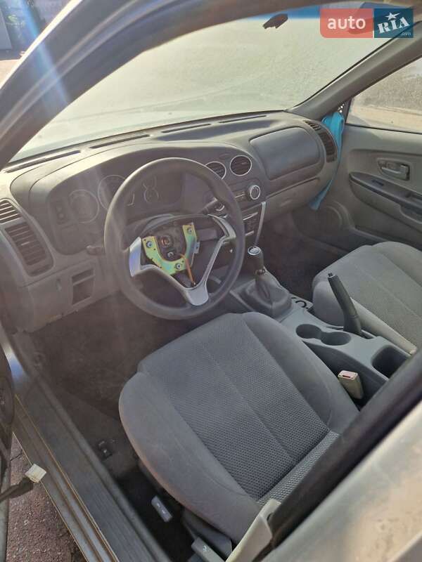 Седан SouEast V3 2011 в Киеве фото 2 Седан SouEast V3 2011 в Киеве