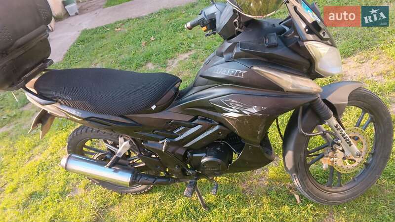 Мотоцикл Классік Spark SP 125C-1CF 2014 в Бориславі
