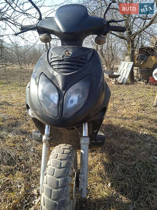 Максі-скутер Spark SP 125C-3 2010 в Вінниці