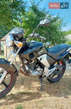 Мотоцикл Классік Spark SP-150 2013 в 