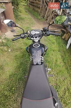 Мотоцикл Классік Spark SP 150R-15 2024 в 