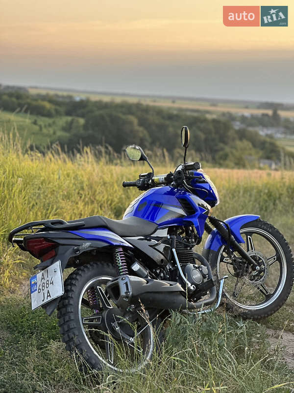Мотоцикл Классік Spark SP 150R-15 2023 в 
