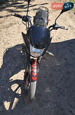 Мотоцикл Классік Spark SP 150R-22 2016 в 