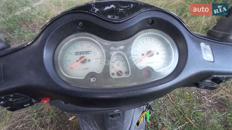 Мопеды Spark SP 150S-17 2014 в Залещиках фото 2 Мопеды Spark SP 150S-17 2014 в Залещиках