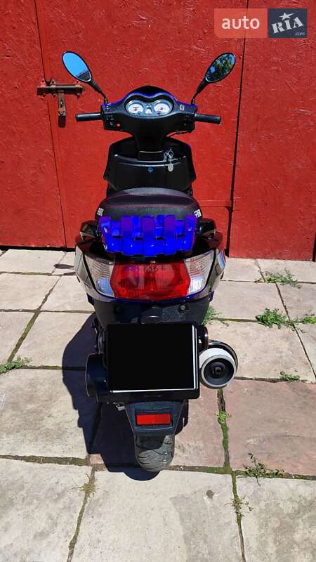 Скутер Spark SP 150S-17R 2020 в Товсте