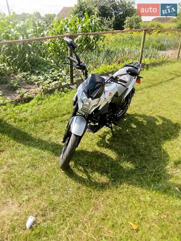 Мотоцикл Спорт-туризм Spark SP 200 2024 в Рожище