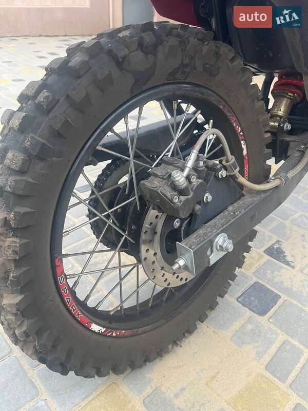 Мотоцикл Внедорожный (Enduro) Spark SP 200D-4 2025 в Соленом фото 9 Мотоцикл Внедорожный (Enduro) Spark SP 200D-4 2025 в Соленом