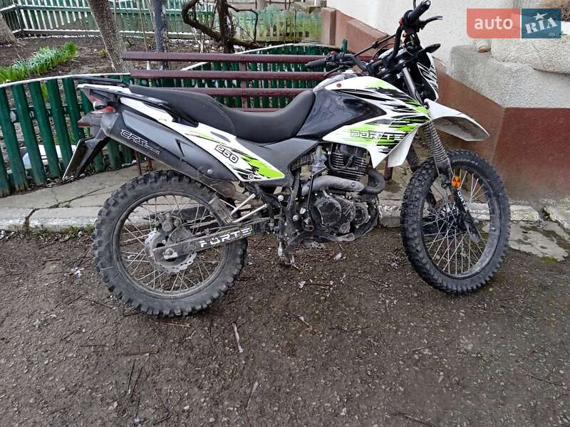 Мотоцикл Спорт-туризм Spark SP 200R-27 2018 в Борщеві