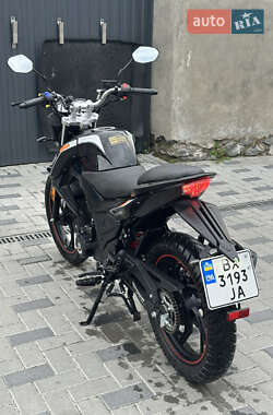 Мотоцикл Без обтекателей (Naked bike) Spark SP 200R-30 2023 в 