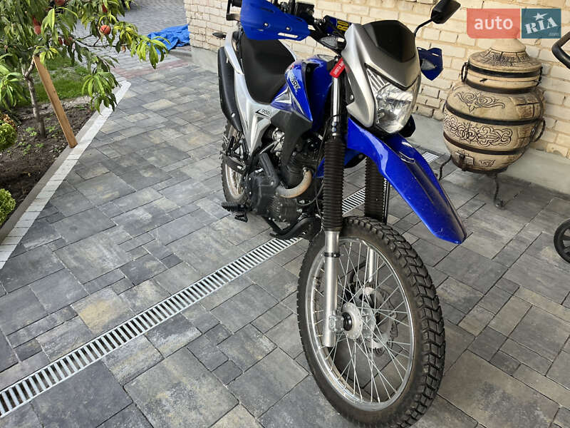 Мотоцикл Багатоцільовий (All-round) Spark SP 250D-2 2021 в 