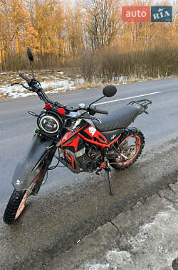 Мотоцикл Спорт-туризм Spark SP 250D-3 2023 в Сторожинці