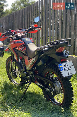 Мотоцикл Позашляховий (Enduro) Spark SP 250D-7 2023 в 