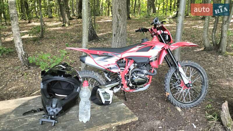 Мотоцикл Внедорожный (Enduro) Spark SP 300P-1 2023 в Черновцах