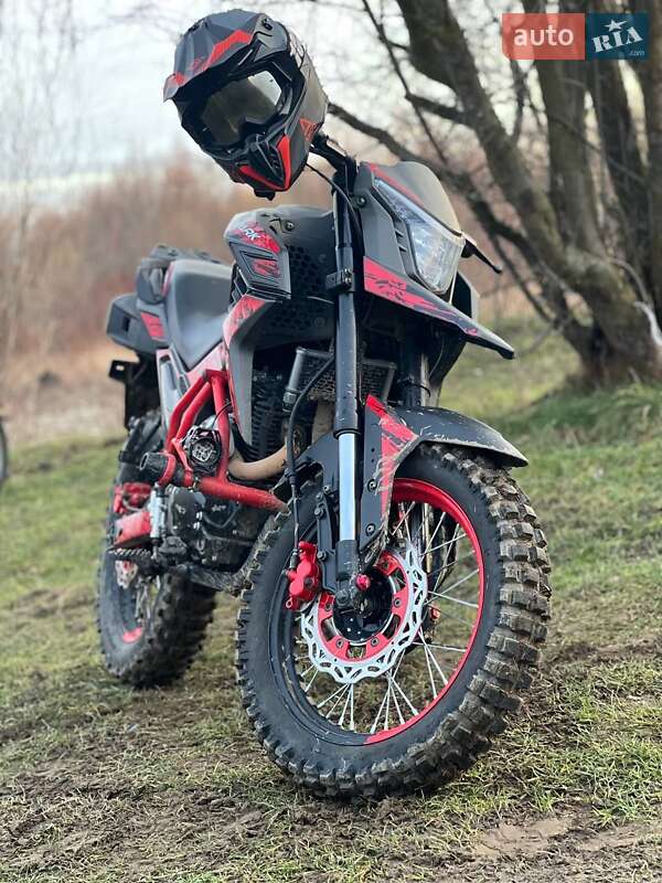 Мотоцикл Туризм Spark SP 300T-1 2024 в Калуше фото Мотоцикл Туризм Spark SP 300T-1 2024 в Калуше