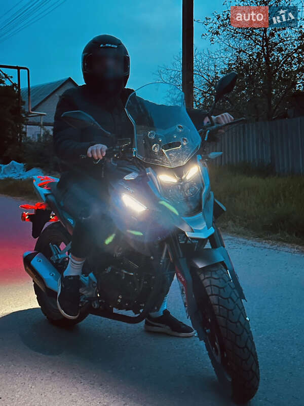 Мотоцикл Спорт-туризм Spark SP 300T-4 2025 в Днепре