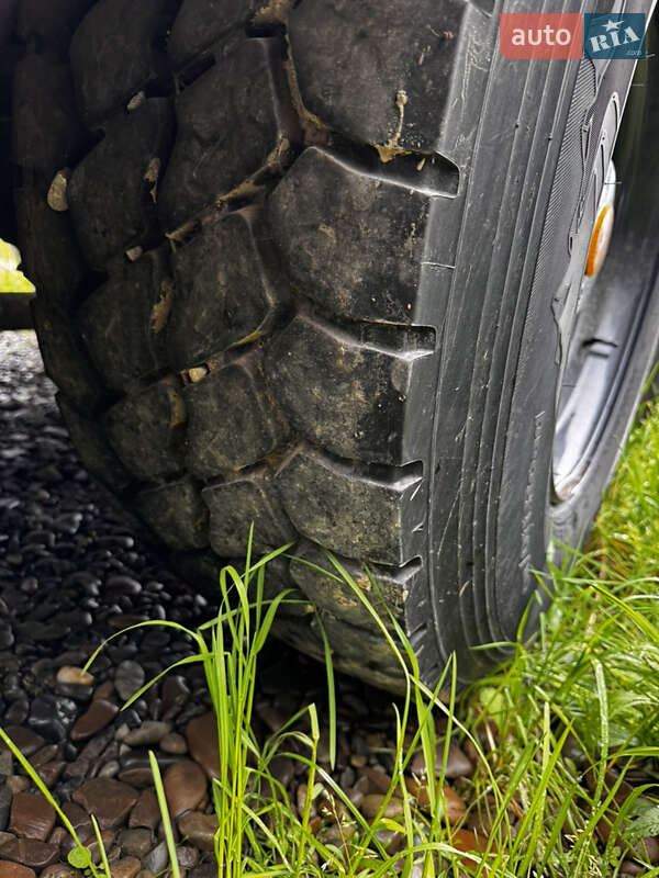 Цементовоз Spitzer SF 1994 в Чернівцях