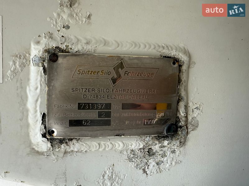 Цистерна полуприцеп Spitzer SF 1997 в Львове