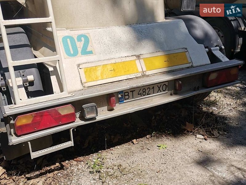 Цементовоз Spitzer SF 2000 в Одессе
