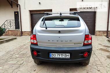 Позашляховик / Кросовер SsangYong Actyon 2009 в 
