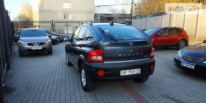 Позашляховик / Кросовер SsangYong Actyon 2011 в Запоріжжі