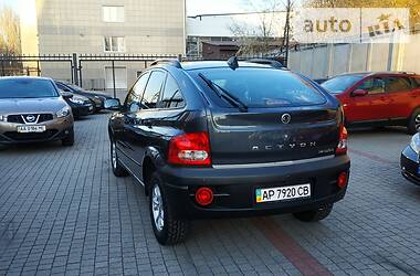 Позашляховик / Кросовер SsangYong Actyon 2011 в 