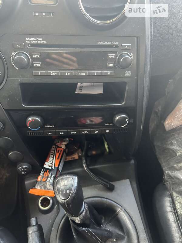 Седан SsangYong Actyon 2006 в Днепре