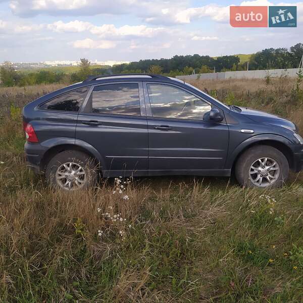 Внедорожник / Кроссовер SsangYong Actyon 2011 в Харькове